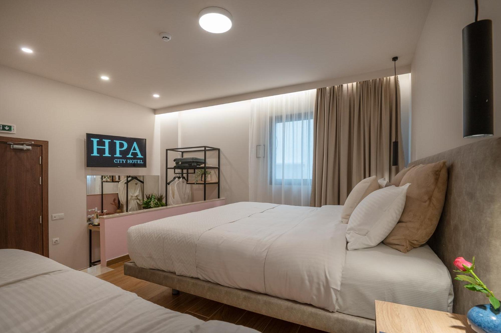 Ira - Ηρα Hotel Каламата Экстерьер фото